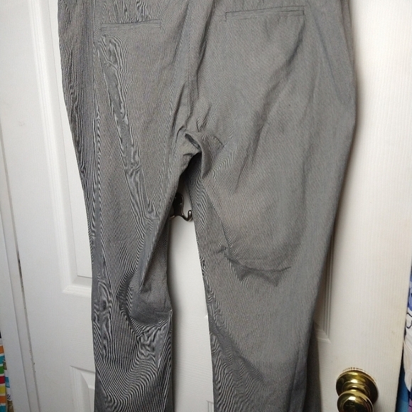 NEW York and company stretch black white pinstripes flat front pants. Size 14P - Picture 11 of 11